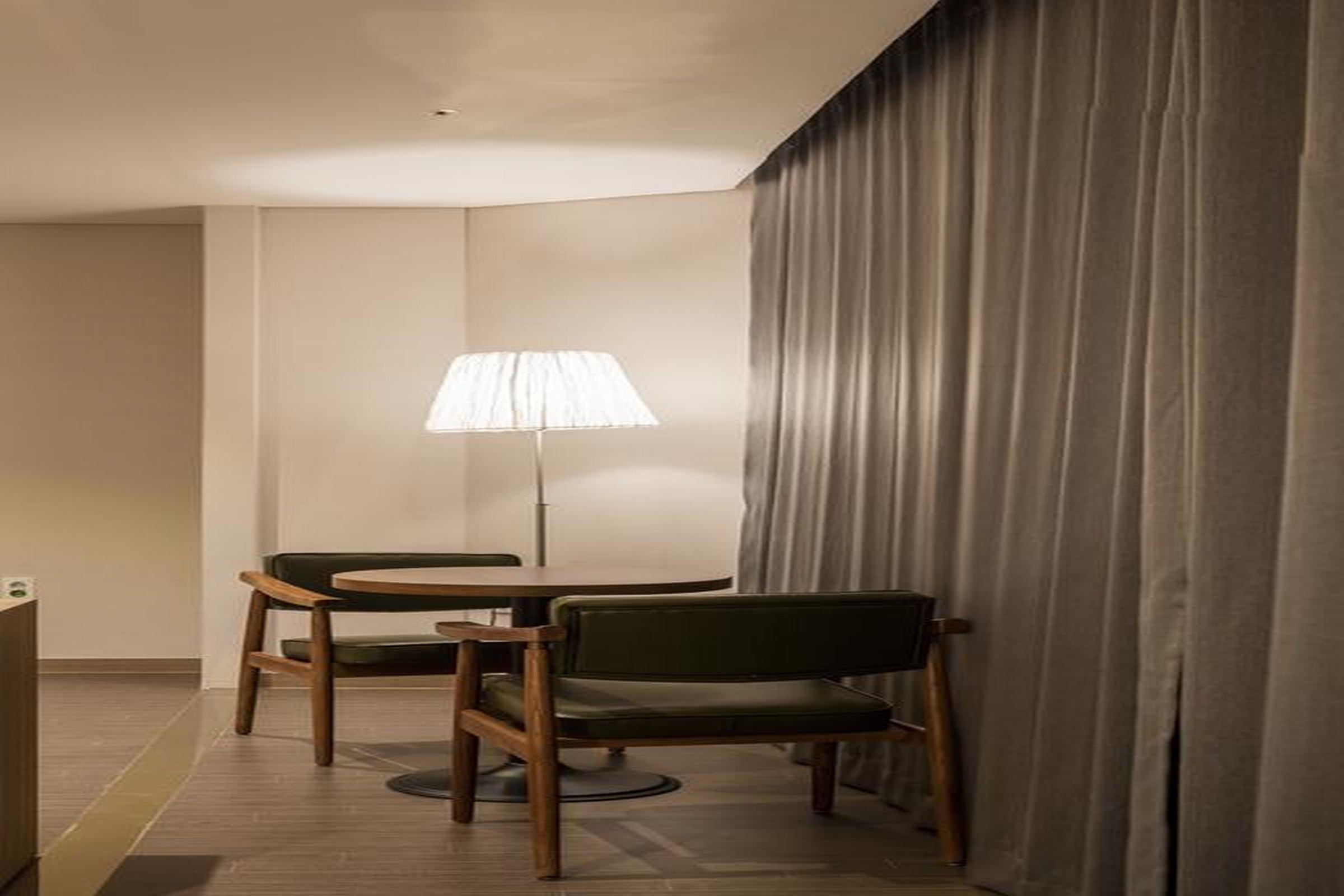 The First Stay Hotel Seoel Buitenkant foto